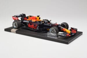 Red Bull RB16B #33 M. Verstappen Styrian & Austrian GP Winner 2021 Minichamps 1:18 113210933 Metal — zdjęcie 4 z 6