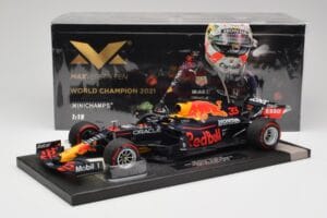 Red Bull RB16B #33 M. Verstappen Abu Dhabi GP 2021 Winner Missing Figurine & Pitboard Minichamps 1:18 113212333 Żywica — zdjęcie 7 z 7