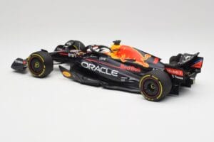 Red Bull RB18 #1 M. Verstappen France GP Winner 2022 Minichamps 1:18 110221201 Metal — zdjęcie 5 z 7