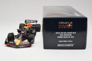 Red Bull RB18 #1 M. Verstappen France GP Winner 2022 Minichamps 1:18 110221201 Metal — zdjęcie 7 z 7
