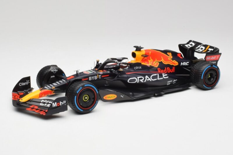 Red Bull RB18 #1 M. Verstappen Monaco GP 3rd Wet 2022 Minichamps 1:18 110220701 Metal