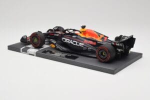 Red Bull RB19 Oracle #1 M. Verstappen British GP 2023 Winner Minichamps 1:18 113231101 Żywica — zdjęcie 5 z 7