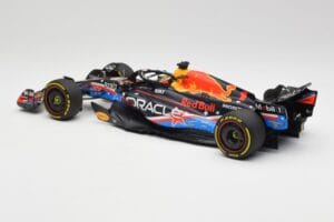 Red Bull RB19 #11 S. Perez Austin GP 2023 Minichamps 1:18 110231911 Metal — zdjęcie 5 z 6