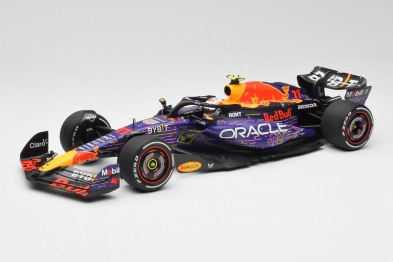 Red Bull RB19 #11 S. Perez Las Vegas GP 3rd 2023 Minichamps 1:18 110232211 Metal
