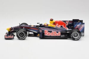 Red Bull RB3 #2 M. Webber F1 2007 Minichamps 1:18 110110272 Metal — zdjęcie 3 z 6