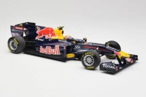 Red Bull RB5 #14 M. Webber Chinese GP 2nd 2009 Minichamps 1:18 150090114 Metal — zdjęcie 4 z 6