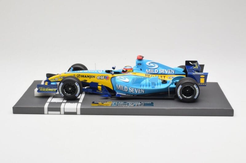Renault R25 #5 F. Alonso Bahrain GP 2005 Minichamps 1:18 117050305 Żywica