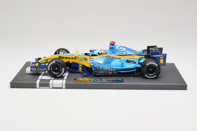 Renault R26 #1 F. Alonso China GP 2006 Minichamps 1:18 117061601 Żywica