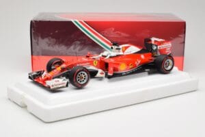 Scuderia Ferrari SF16-H #5 S. Vettel Italian GP 2016 BBR 1:18 BBR181625 Metal — zdjęcie 7 z 7