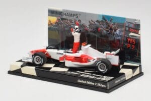 Toyota TF105 #16 J. Trulli Malaysia GP Podium 2005 Minichamps 1:43 400050116 Metal — zdjęcie 3 z 4