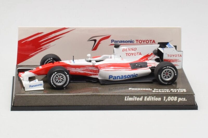 Toyota TF109 Panasonic Toyota Racing #9 J. Trulli F1 2009 Minichamps 1:43 AM621323 Metal