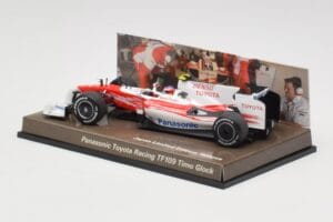 Toyota TF109 Panasonic Toyota Racing #10 T. Glock F1 2009 Minichamps 1:43 AM62131 Metal — zdjęcie 3 z 5