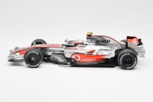 McLaren MP4-23 Mercedes #23 H. Kovalainen 2008 Minichamps 1:18 530081823 Metal — zdjęcie 3 z 6