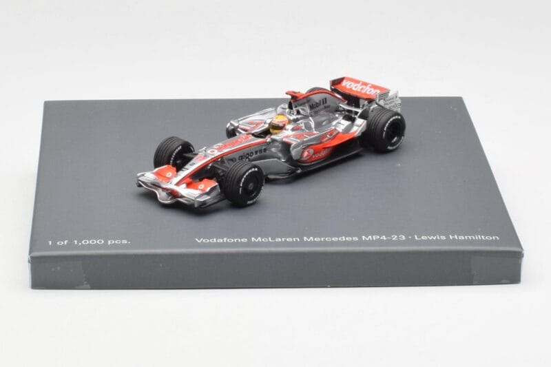 McLaren MP4-23 Mercedes #22 L. Hamilton F1 World Champion 2008 Minichamps 1:43 B66962422 Metal