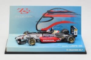Dallara F301 Mugen Honda T. Sato Macau GP Winner 2001 Minichamps 1:43 518014306 Metal