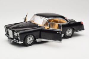 Facel Vega HK500 Czarny Sun Star 1:18 3751 Metal — zdjęcie 2 z 8