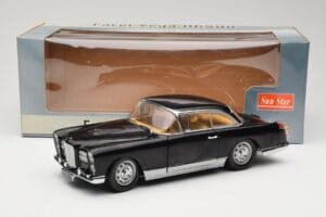 Facel Vega HK500 Czarny Sun Star 1:18 3751 Metal — zdjęcie 8 z 8
