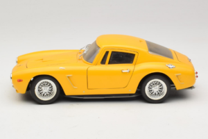 Ferrari 250 GT Berlinetta Żółty Jouef Evolution 1:18 301200 Metal — zdjęcie 4 z 8