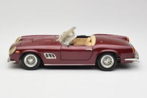 Ferrari 250 GT California Czerwony Hot Wheels 1:18 3401158 Metal — zdjęcie 4 z 8