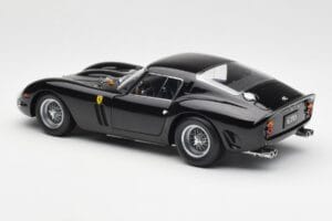 Ferrari 250 GTO Czarny Kyosho 1:18 08431BK Metal — zdjęcie 7 z 8