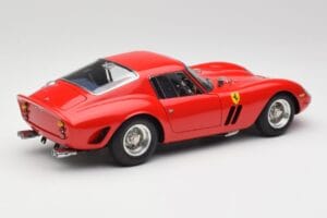 Ferrari 250 GTO London Show Czerwony CMC 1:18 M-256 Metal — zdjęcie 2 z 6