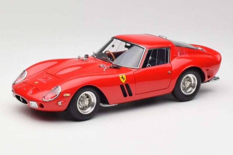 Ferrari 250 GTO London Show Czerwony CMC 1:18 M-256 Metal