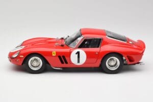 Ferrari 250 GTO #1 P. Rodriguez / W. Mairesse Paris 1000km 1962 CMC 1:18 M-254 Metal — zdjęcie 3 z 6