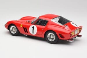 Ferrari 250 GTO #1 P. Rodriguez / W. Mairesse Paris 1000km 1962 CMC 1:18 M-254 Metal — zdjęcie 5 z 6