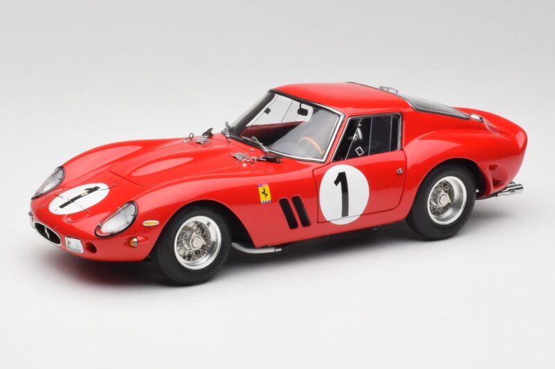 Ferrari 250 GTO #1 P. Rodriguez / W. Mairesse Paris 1000km 1962 CMC 1:18 M-254 Metal