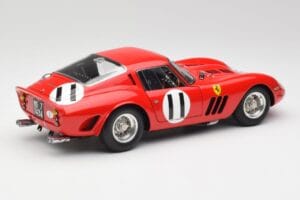 Ferrari 250 GTO #11 J. Surtees / M. Parkes Paris 1000km 1962 CMC 1:18 M-249 Metal — zdjęcie 2 z 6