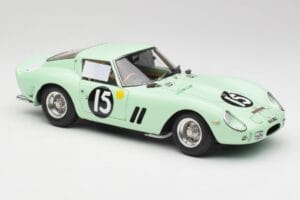 Ferrari 250 GTO #15 S. Moss / G. Hill Goodwood 1962 CMC 1:18 M-247 Metal — zdjęcie 4 z 6