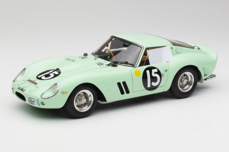 Ferrari 250 GTO #15 S. Moss / G. Hill Goodwood 1962 CMC 1:18 M-247 Metal