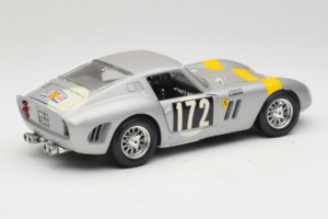 Ferrari 250 GTO #172 L. Bianchi / G. Berger Tour de France 1962 Srebrny Limitowana Edycja Bburago 1:18 3011-S1 Metal — zdjęcie 3 z 8