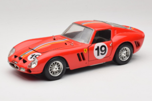 Ferrari 250 GTO #19 Czerwony Pasy 1962 Bburago 1:18 3011-P3 Metal