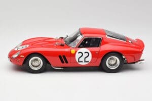 Ferrari 250 GTO #22 Beurlys / Elde / Mason 24 Hours of Le Mans 1962 CMC 1:18 M-253 Metal — zdjęcie 3 z 6