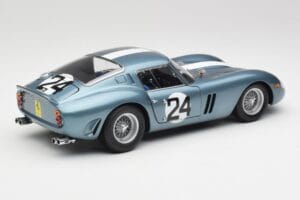 Ferrari 250 GTO #24 P. Rodriguez 12 Hours of Sebring GT3.0 Winner 1962 Kyosho 1:18 08438D Metal — zdjęcie 3 z 8