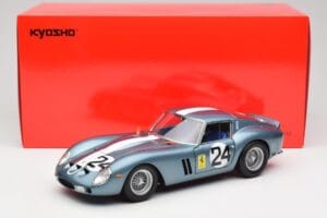 Ferrari 250 GTO #24 P. Rodriguez 12 Hours of Sebring GT3.0 Winner 1962 Kyosho 1:18 08438D Metal — zdjęcie 8 z 8