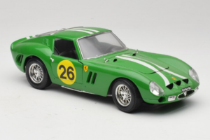 Ferrari 250 GTO #26 Zielony Białe Pasy 1962 Bburago 1:18 3011-G3 Metal — zdjęcie 6 z 8