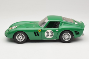 Ferrari 250 GTO #33 Zielony Bburago 1:18 3011-G1 Metal — zdjęcie 4 z 8