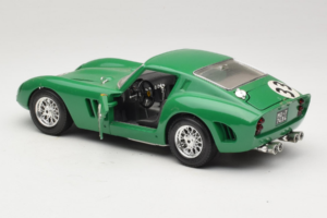Ferrari 250 GTO #33 Zielony Bburago 1:18 3011-G1 Metal — zdjęcie 5 z 8