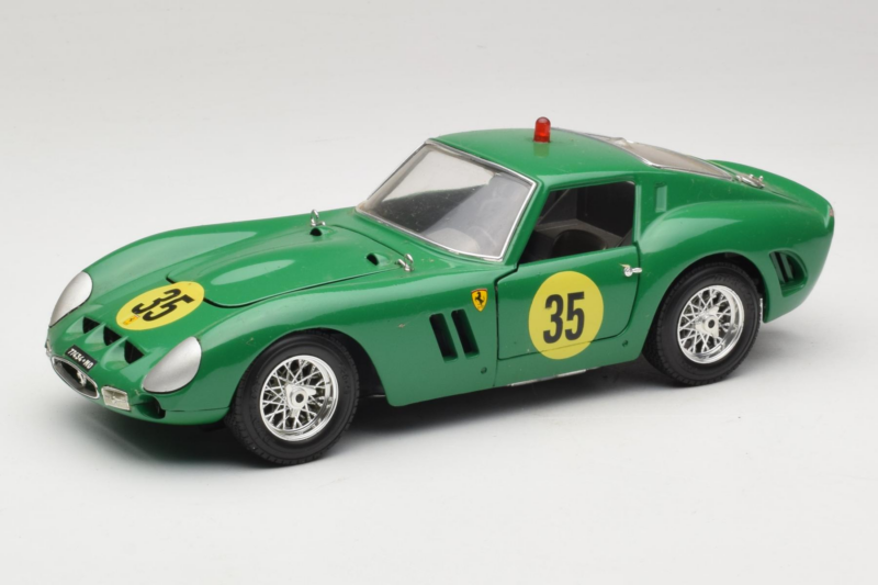 Ferrari 250 GTO #35 Zielony 1962 Bburago 1:18 3011-G2 Metal