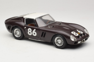 Ferrari 250 GTO #86 Czarny Bburago 1:18 3011-B1 Metal — zdjęcie 6 z 8