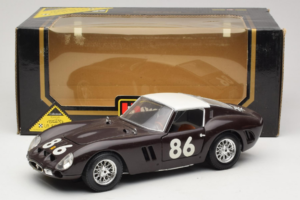 Ferrari 250 GTO #86 Czarny Bburago 1:18 3011-B1 Metal — zdjęcie 8 z 8