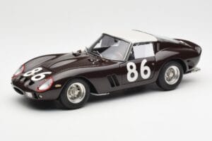Ferrari 250 GTO #86 Targa Florio 1962 CMC 1:18 M-156 Metal
