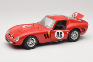 Ferrari 250 GTO #96 Czerwony Włoska Flaga 1962 Bburago 1:18 3011-P2 Metal — zdjęcie 2 z 8