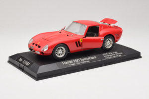 Ferrari 250 GTO Czerwony Replacement Stand Exclusive Cars 1:18 EC005 Metal — zdjęcie 2 z 8