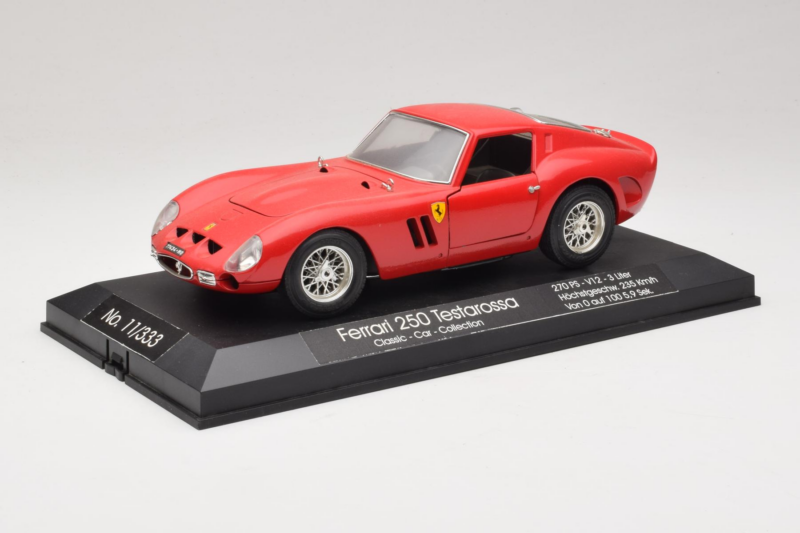 Ferrari 250 GTO Czerwony Replacement Stand Exclusive Cars 1:18 EC005 Metal
