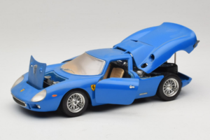 Ferrari 250 LM Niebieski Bburago 1:18 3033-B1 Metal — zdjęcie 2 z 8