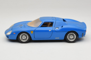 Ferrari 250 LM Niebieski Bburago 1:18 3033-B1 Metal — zdjęcie 4 z 8