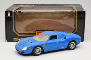 Ferrari 250 LM Niebieski Bburago 1:18 3033-B1 Metal — zdjęcie 8 z 8